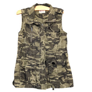 Ashley by 26 International Women's Zip Up Utility Vest Camo Small Multi Pockets